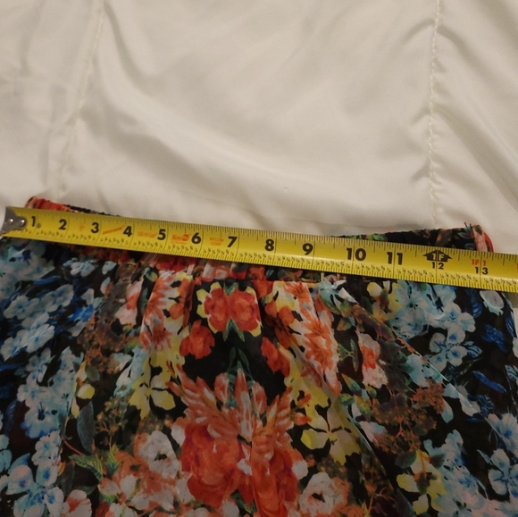 JOE Benbasset Asymmetrical High Low Floral Skirt, Size M - Picture 7 of 10